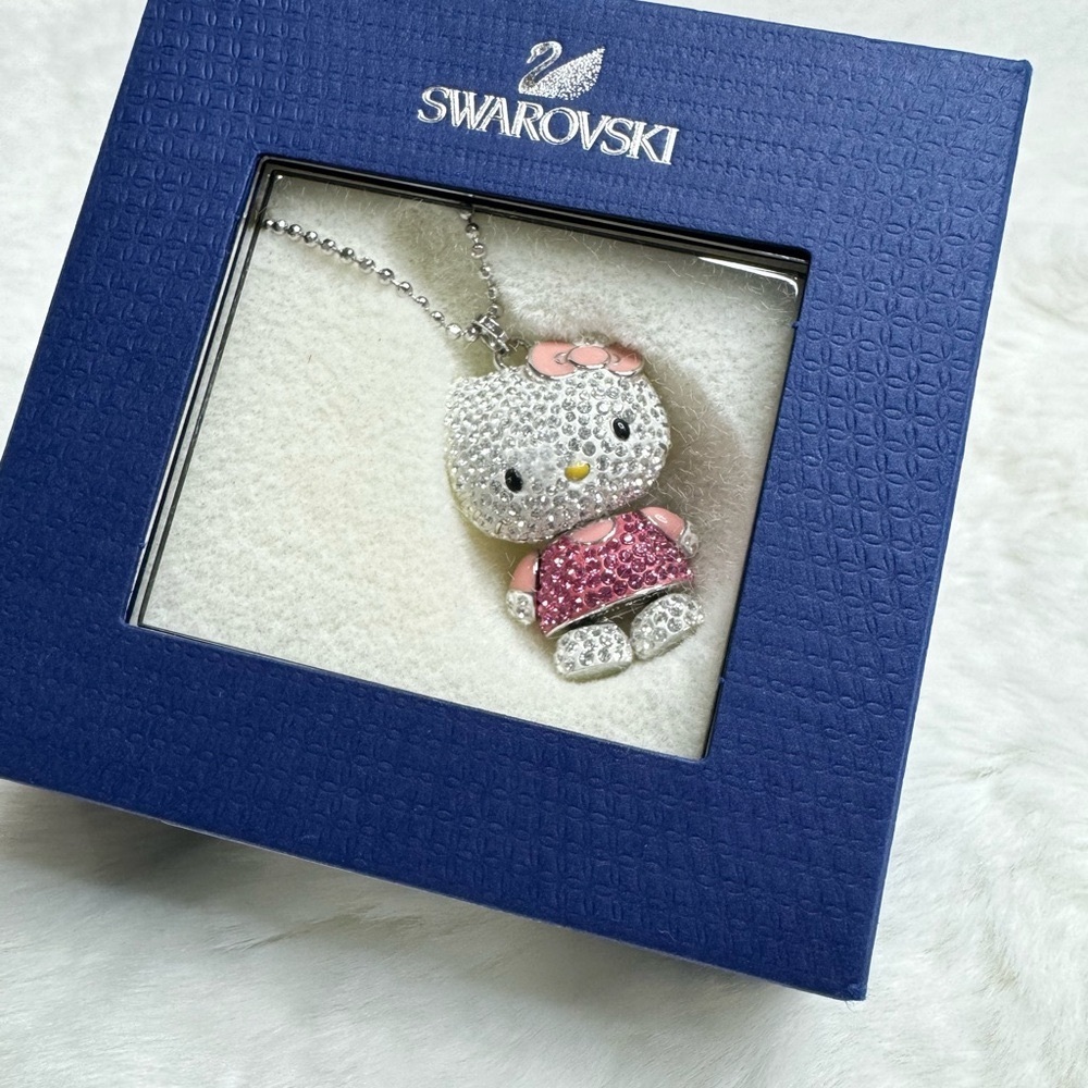 SWAROVSKI × SANRIO Hello Kitty 3D Moving Parts Pendant Necklace